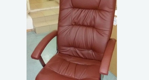 Обтяжка офисного кресла. Марксистская